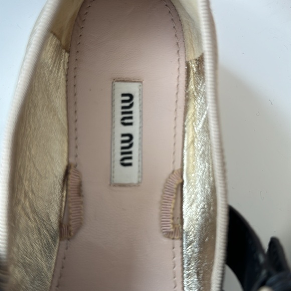 RARE Miu Miu ballet flat. Worn just a handful of times, still in box. - Picture 6 of 11